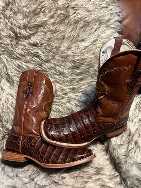 Men's Brown Exotic CAIMAN Print & Leather Western Boots with Embossed Shaft Sz 8